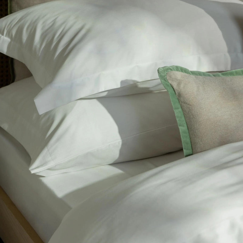 Sateen Touch -White