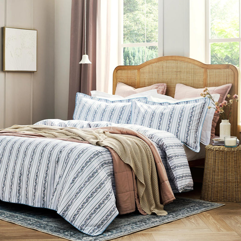 Clara Floral Double Duvet Set- Blue