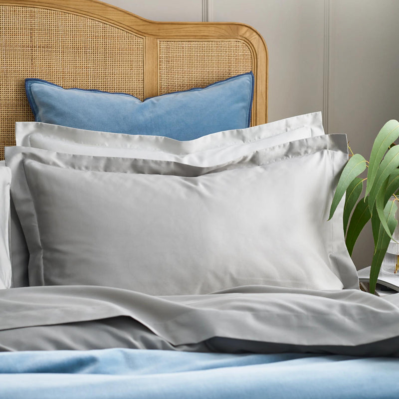 Sateen Touch -White