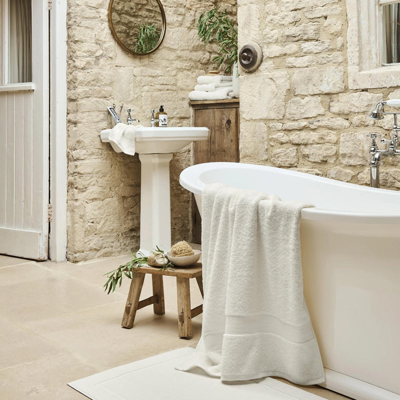 Renaissance Face Towel - Parchment