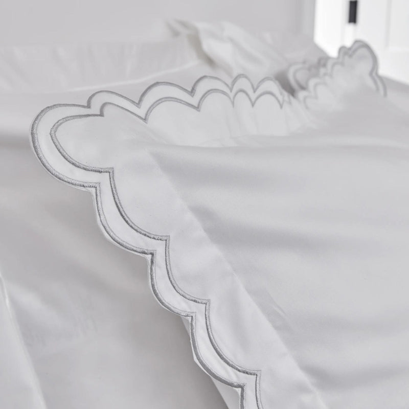 Scallop Edge King Duvet Set- Silver